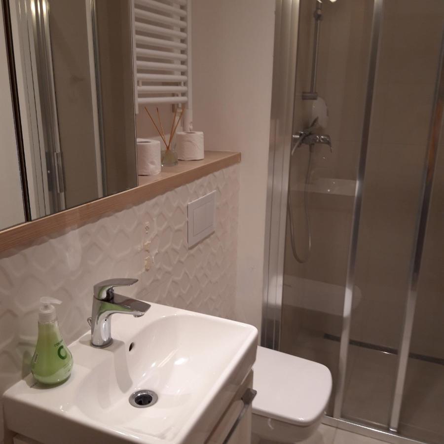 Yaroslav Apartments وارسو المظهر الخارجي الصورة